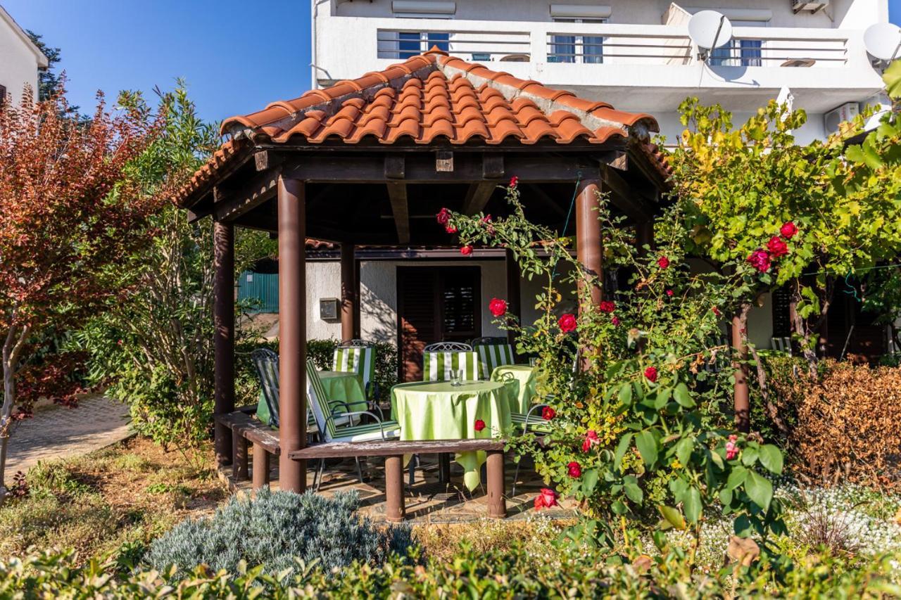 Apartmani Velnic 2 Башка Экстерьер фото